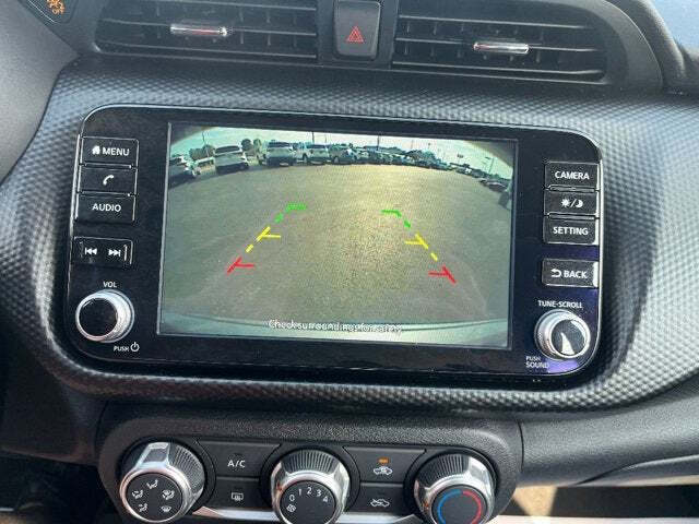 2023 Nissan Kicks 35