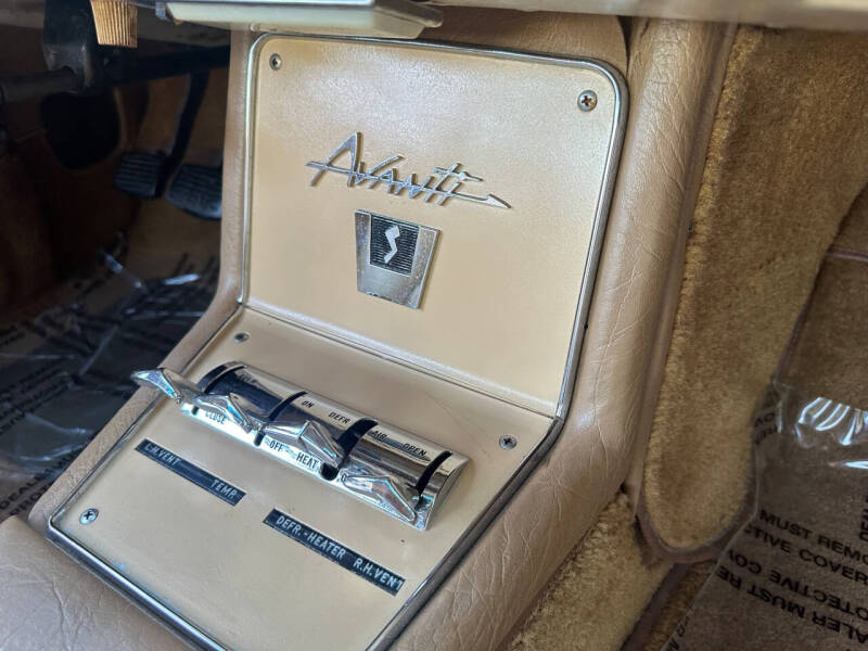 1963 Studebaker Avanti