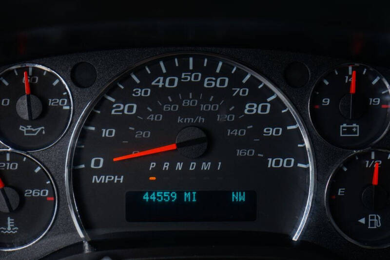 2023 Chevrolet Express 2500