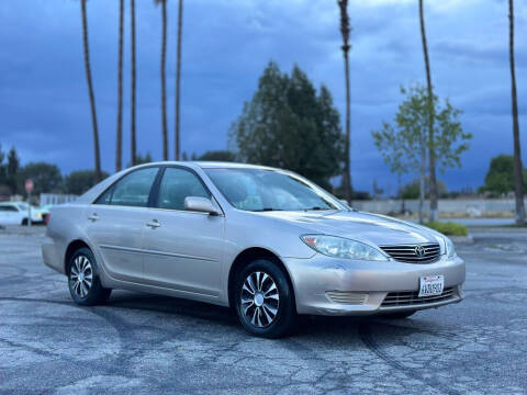 2005 Toyota Camry for sale at BARMAN AUTO INC in Bakersfield CA