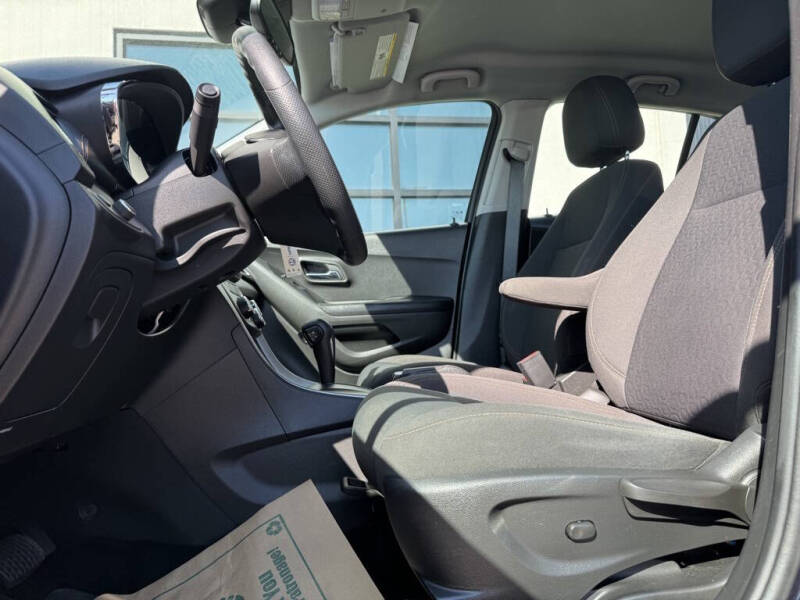 2022 Chevrolet Trax LS