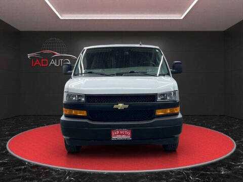 2022 Chevrolet Express 2500