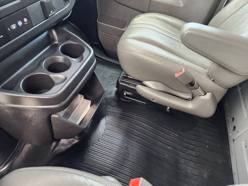 2018 Chevrolet Express 2500