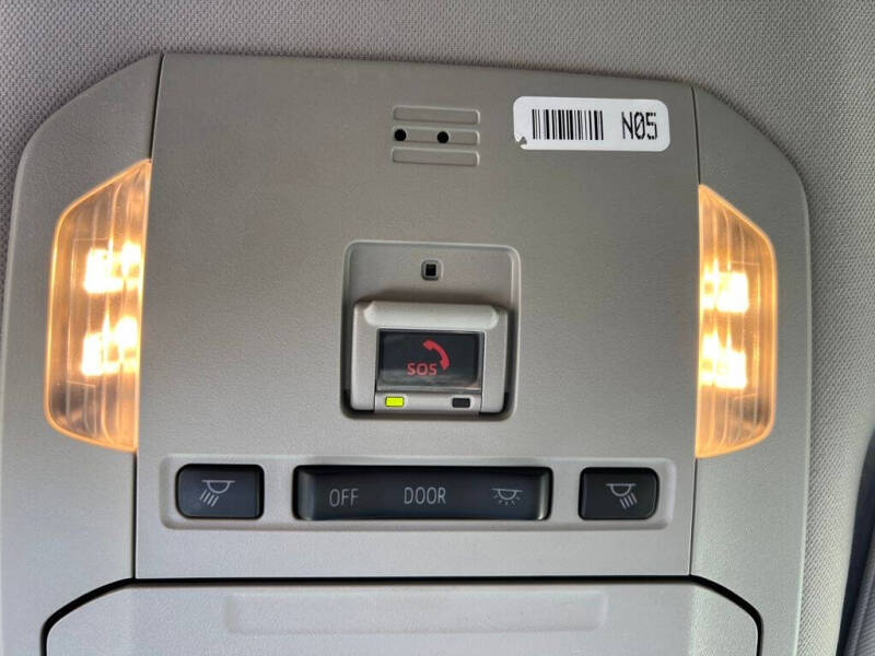 2023 Toyota Highlander Hybrid LE