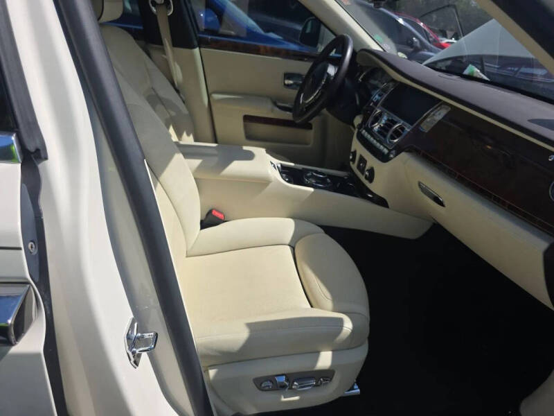 2016 Rolls-Royce Ghost