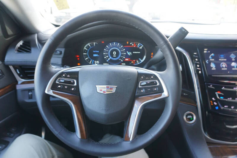 2020 Cadillac Escalade ESV Luxury