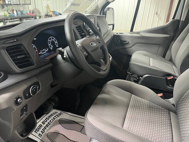 2025 Ford Transit 250