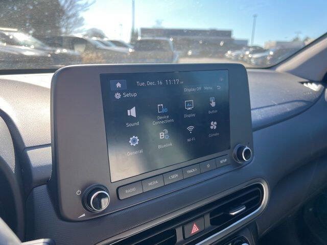 2022 Hyundai Kona SEL