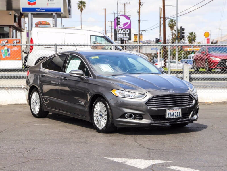 2016 Ford Fusion Energi SE Luxury