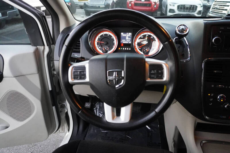 2013 Dodge Grand Caravan SXT