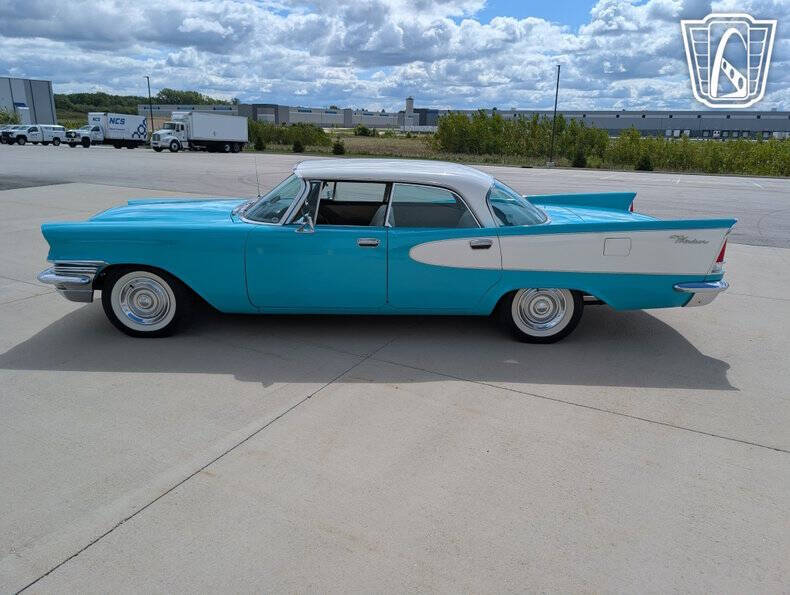 1957 Chrysler Windsor