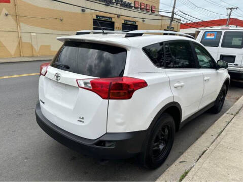 2013 Toyota RAV4 LE