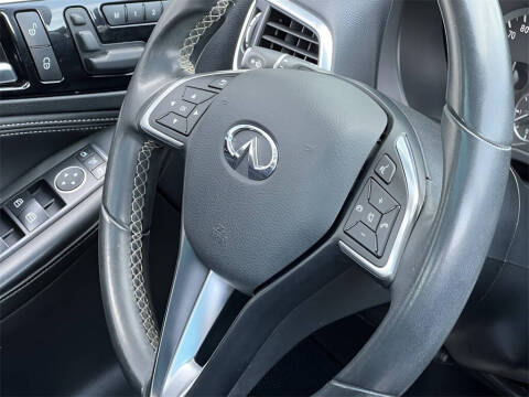 2019 Infiniti QX30 Luxe