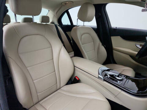 2016 Mercedes-Benz C-Class