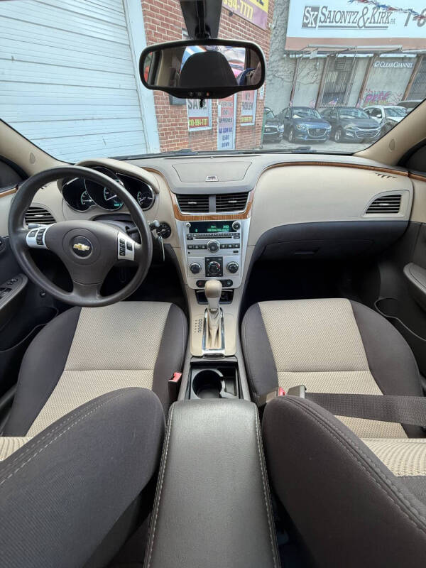 2011 Chevrolet Malibu LT