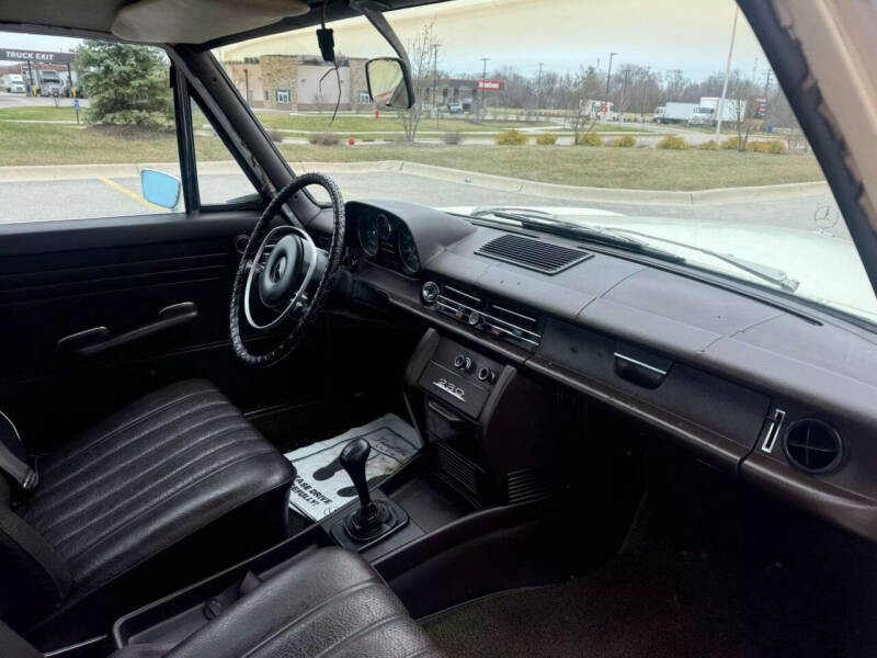 1968 Mercedes-Benz 240-Class