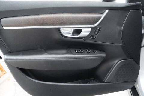 2020 Volvo V90 Cross Country T6