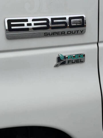 2012 Ford E-Series E-350 SD