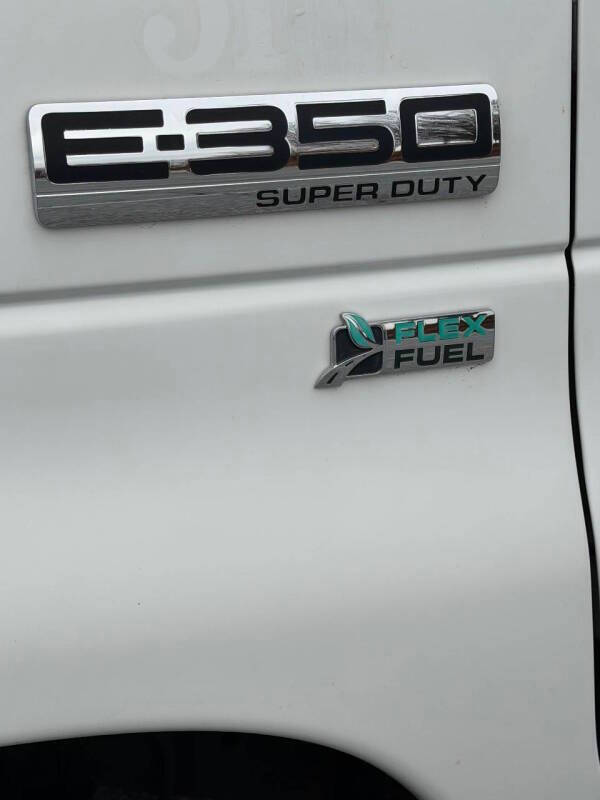 2012 Ford E-Series E-350 SD
