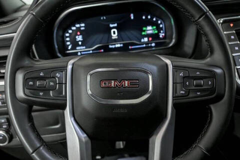 2023 GMC Yukon SLT