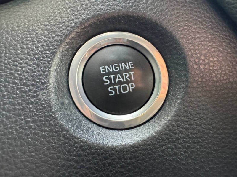 2024 Toyota Corolla Hatchback SE