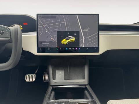 2021 Tesla Model S Plaid