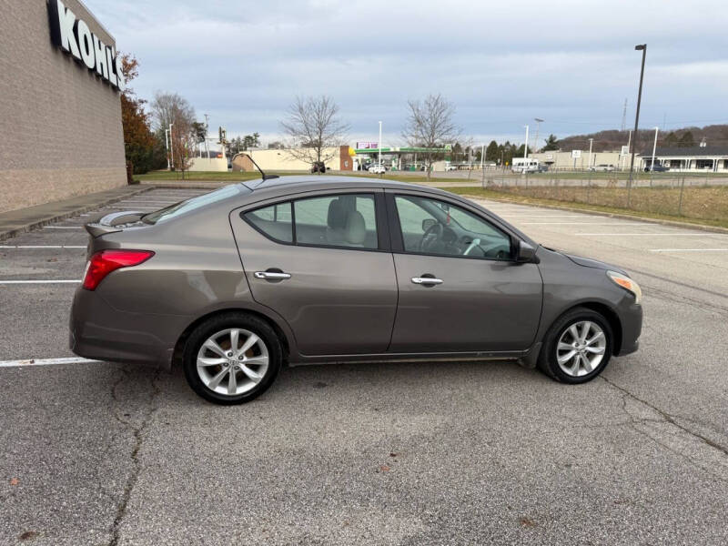 2016 Nissan Versa 1.6 S