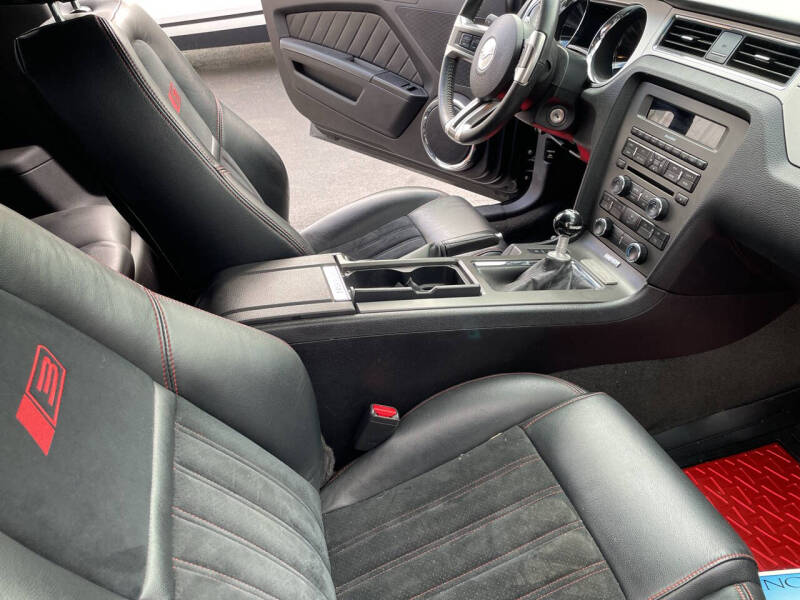 2012 Ford Mustang GT Premium