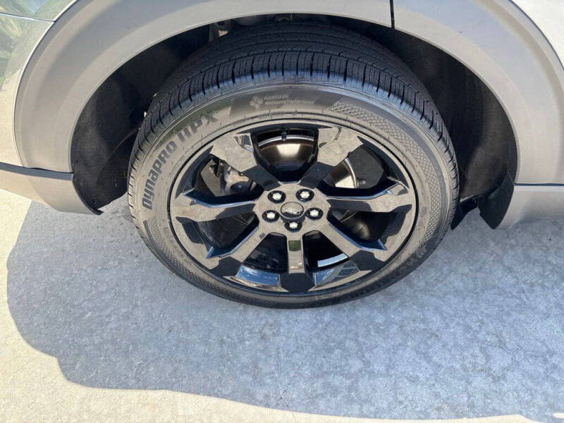 2024 Ford Explorer ST-Line