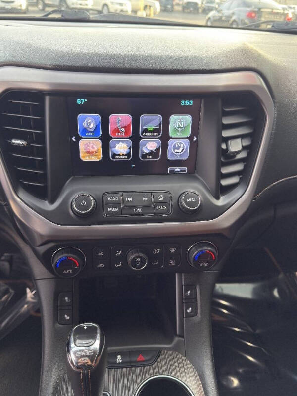 2017 GMC Acadia SLT-1