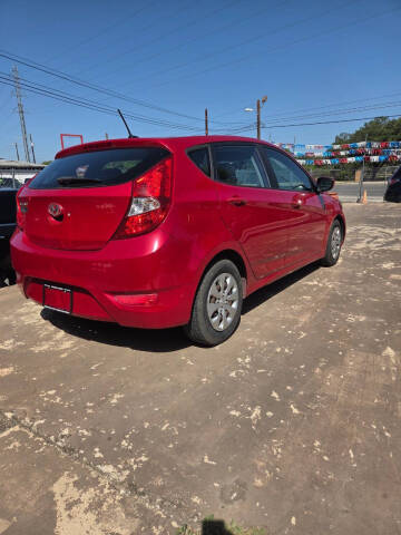 2017 Hyundai Accent SE