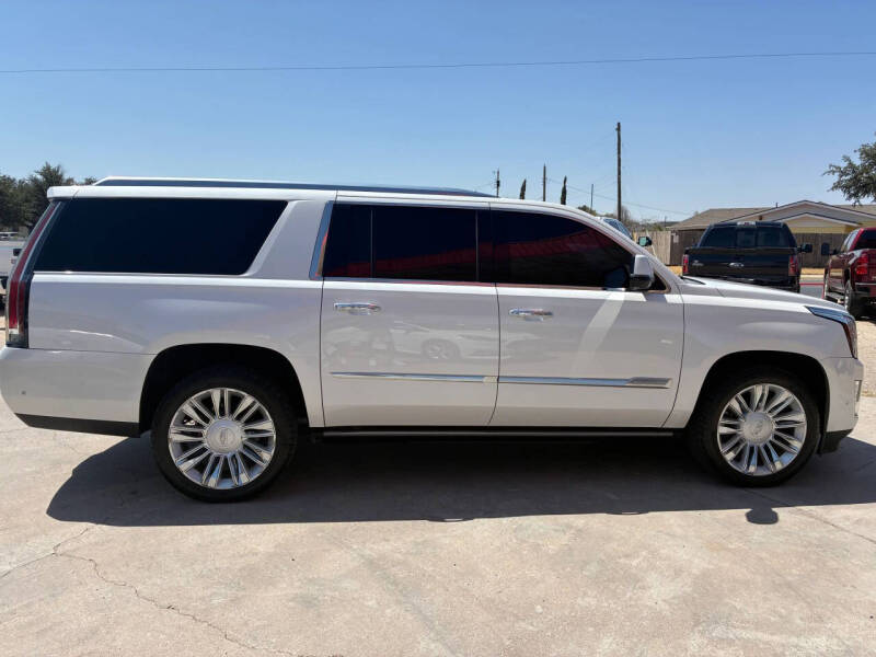 2018 Cadillac Escalade ESV Platinum