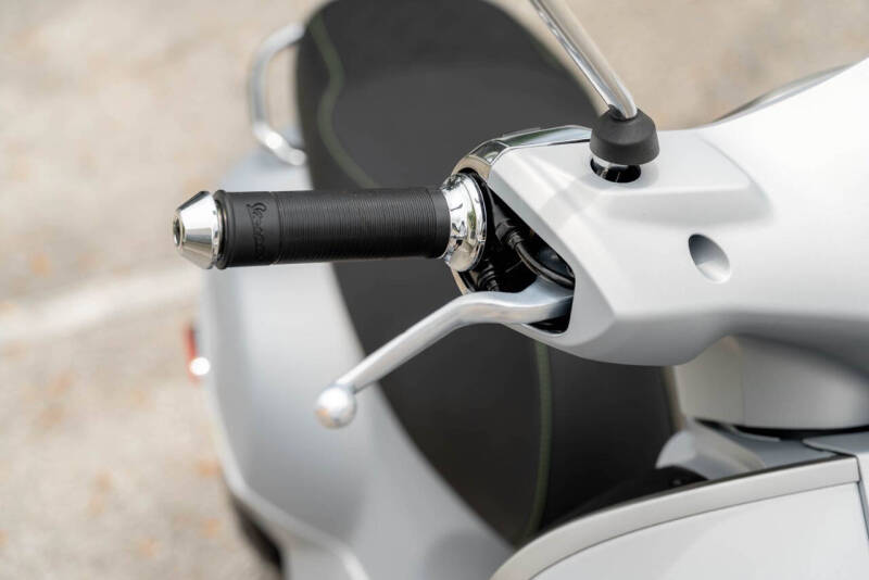 2023 Vespa 300