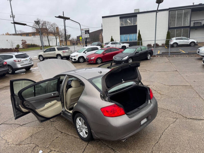 2011 Infiniti G37 Sedan x