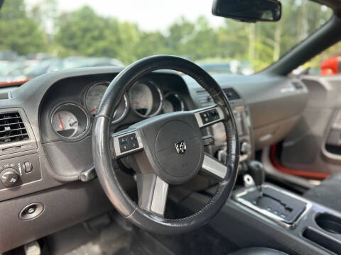 2008 Dodge Challenger SRT8