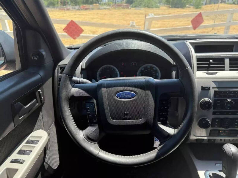 2010 Ford Escape XLT