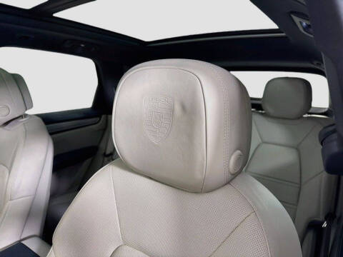 2023 Porsche Cayenne