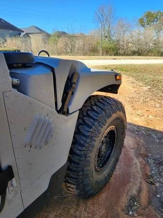 1985 AM General Hummer
