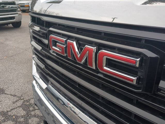 2025 GMC Sierra 3500HD CC Pro