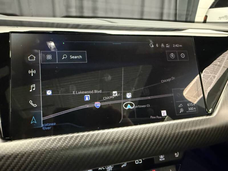 2023 Audi e-tron GT quattro Premium Plus