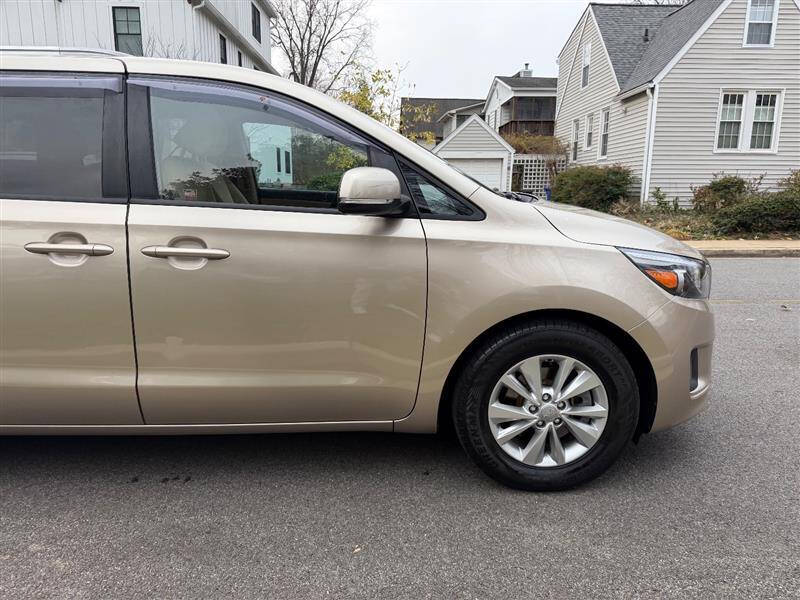2016 Kia Sedona LX