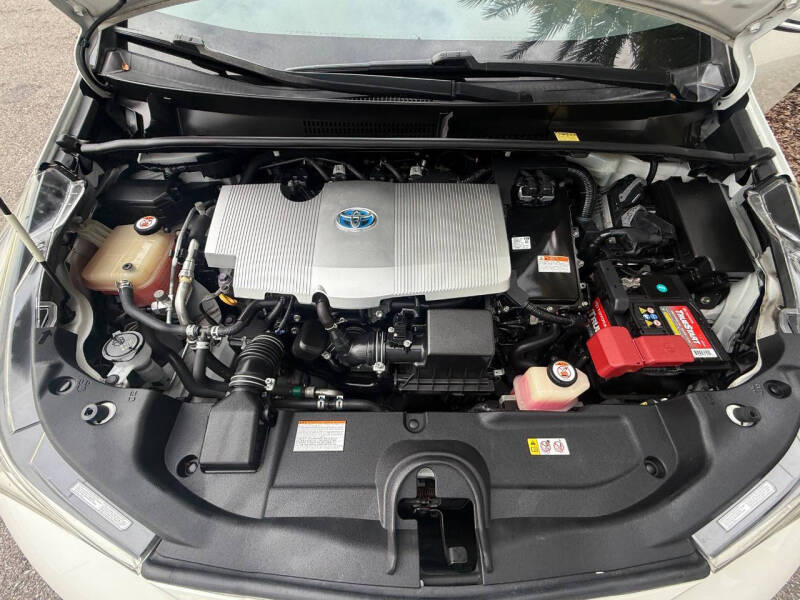 2017 Toyota Prius Three Touring