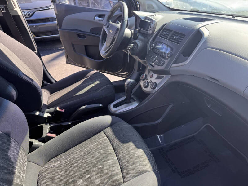 2012 Chevrolet Sonic LT
