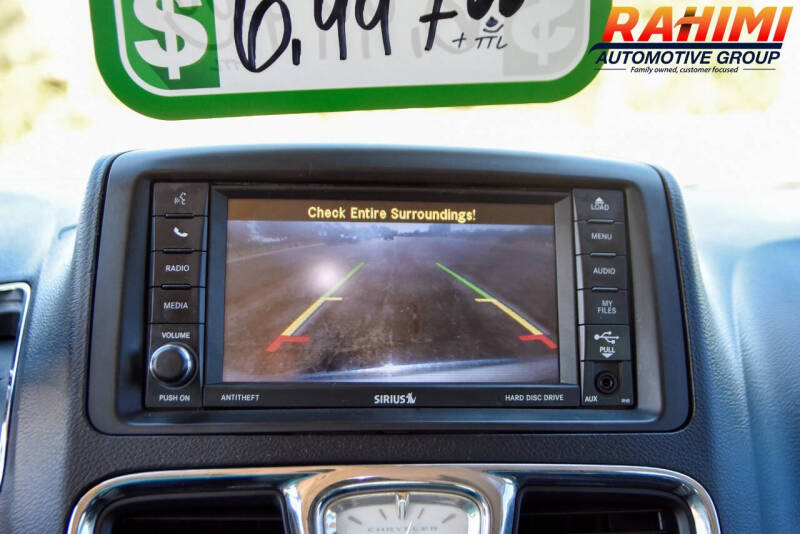 2014 Chrysler Town and Country Touring