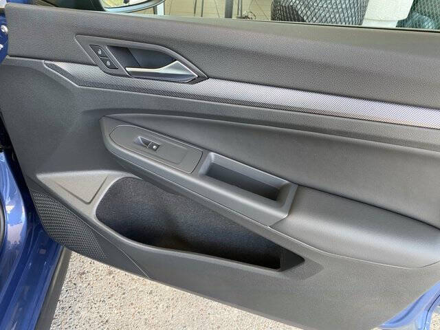 2025 Volkswagen Golf GTI SE