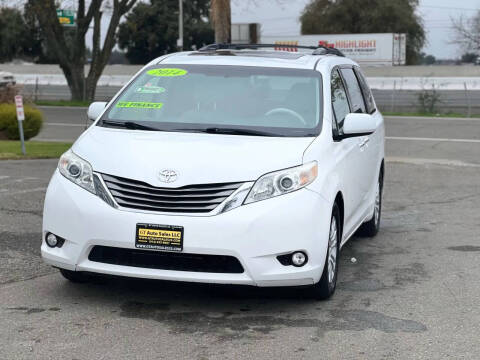 2014 Toyota Sienna