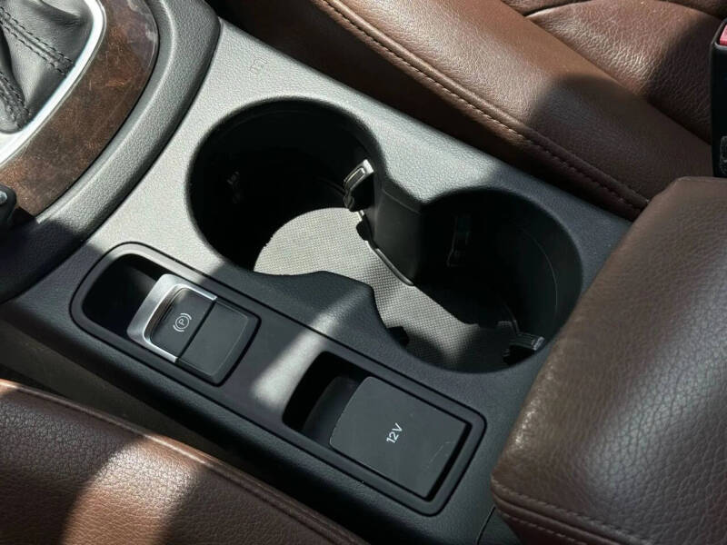 2016 Audi Q3 2.0T quattro Premium Plus