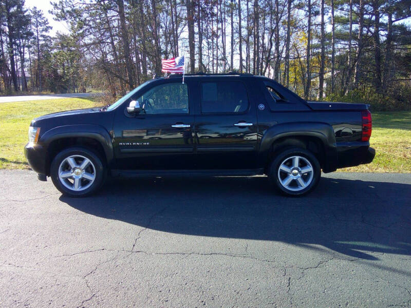 2013 Chevrolet Avalanche LT photo 8