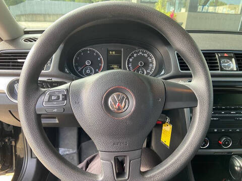 2013 Volkswagen Passat