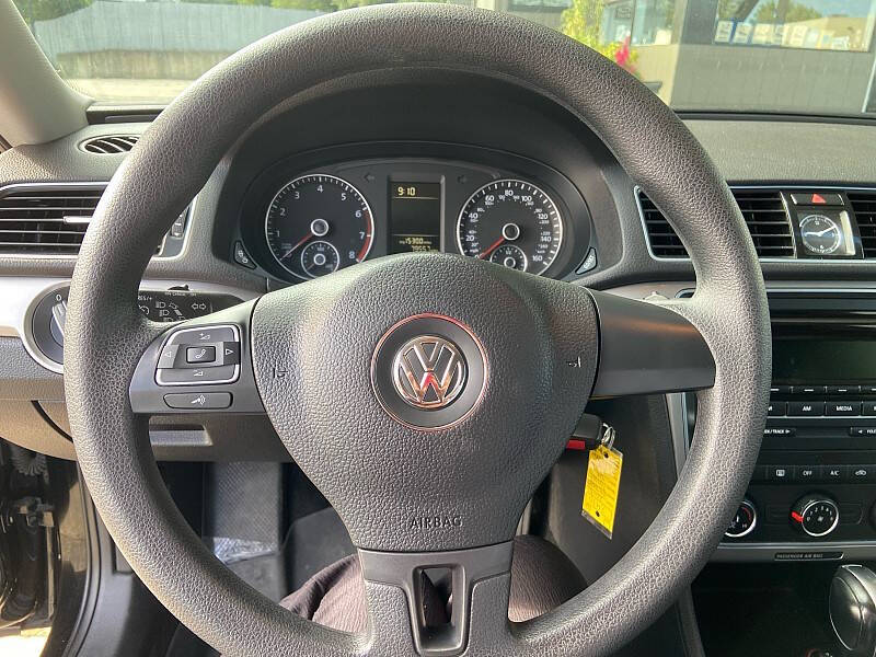 2013 Volkswagen Passat